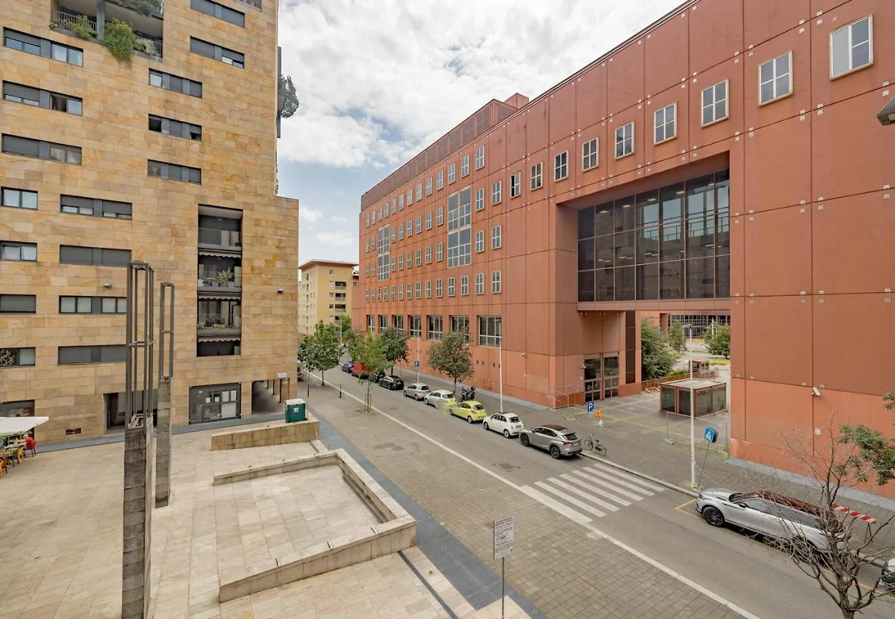 Apartamento University Bicocca- Arcimboldi'S Terrace & Private Parking Milão Itália